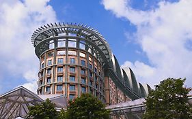 Resorts World Sentosa - Hotel Michael (SG Clean)